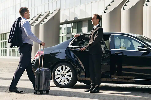 Airport pickup drop off Juanda